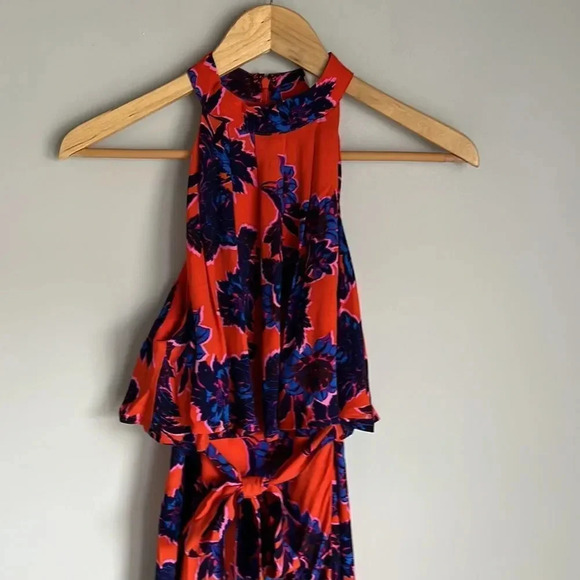 Lovers & Friends Golden Ray Maxi Dress - Picture 5 of 12